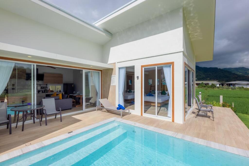 Vann House Chiang Rai- Near Mae Fah Luang विला